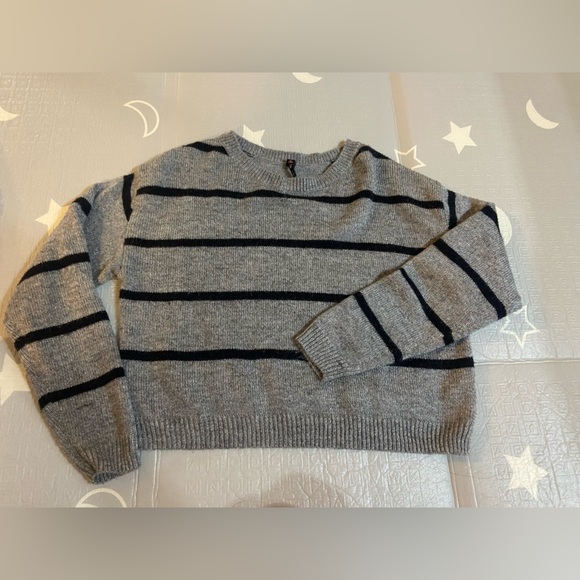 Bundle sweaters - Picture 6 of 9